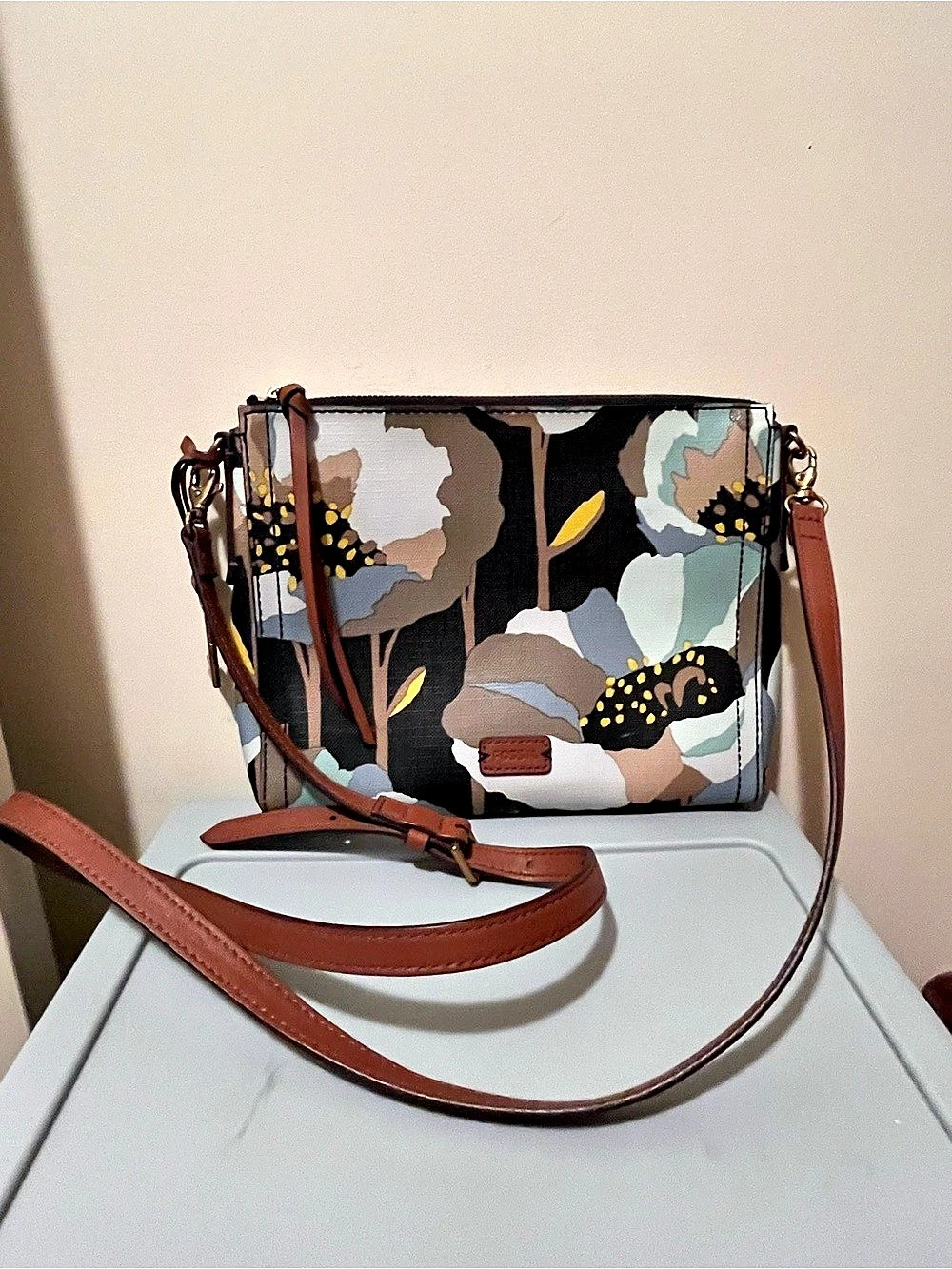Fossil Emma Key Per Crossbody Bag Dark Floral Multi